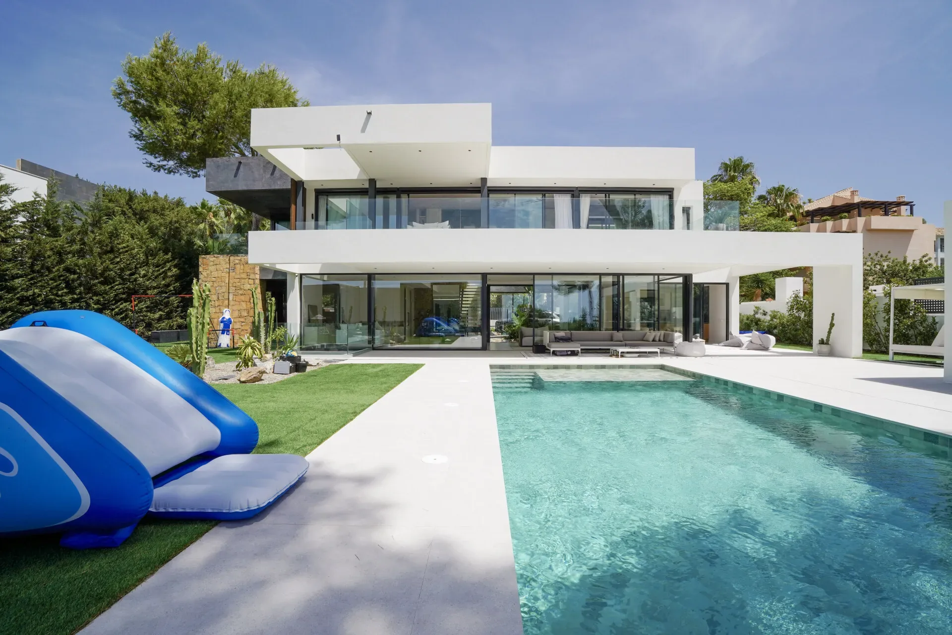 La Concha Modern House
