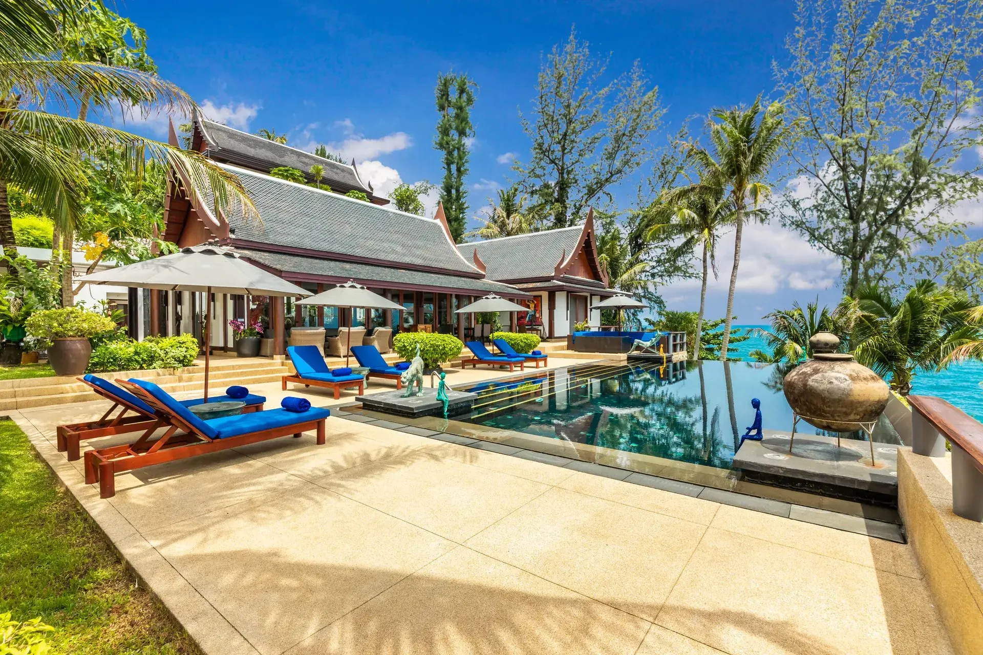The Rock Peninsula House
